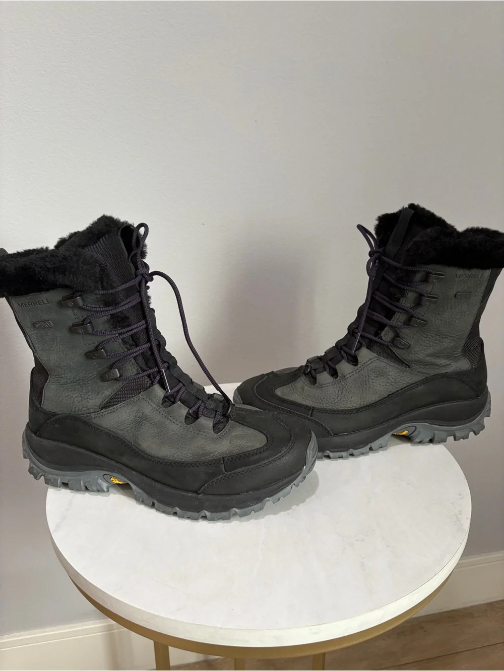 Merrell Thermo Rhea Mid Waterproof Size 8.5 Winter Boots Vibram Heavy duty